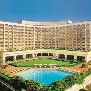 russian escorts in hotel taj palace delhi